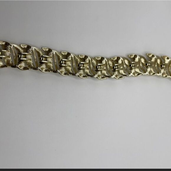 VINTAGE LISNER MCM GOLD TONE BRACELET 7" EXCELLENT CONDITION - Picture 8 of 11